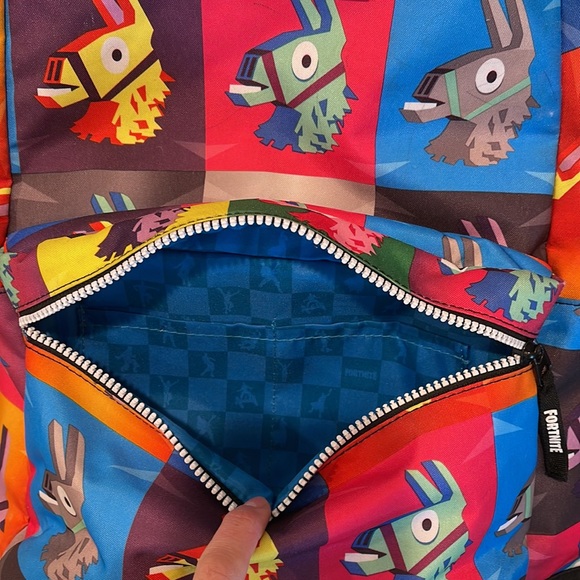 Fortnite back pack - Picture 9 of 11